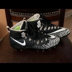 Nike Force Savage Football Cleats